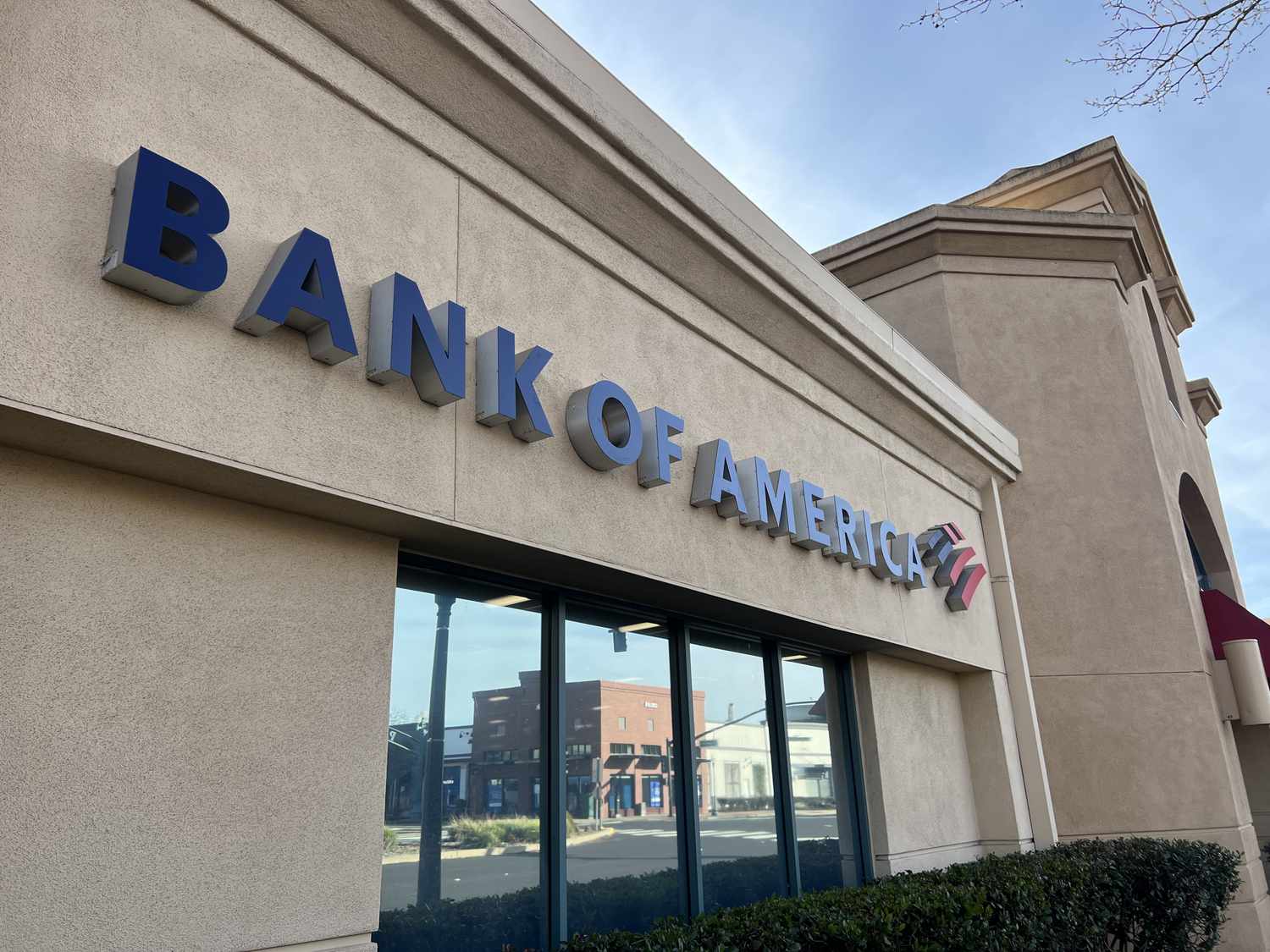 How Banks Make Money: Decoding Unique Financial Statements